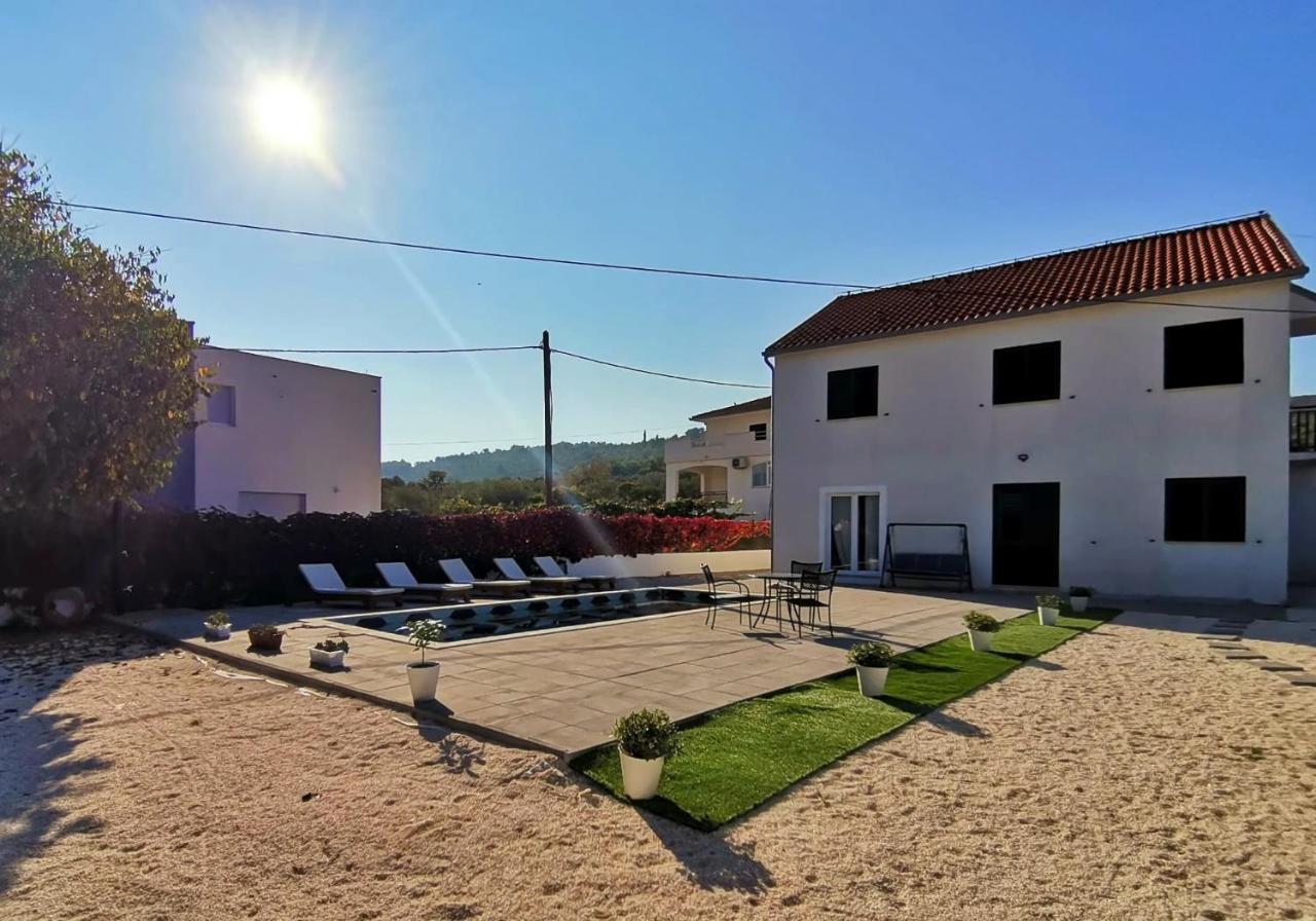 Holiday Home Nino With Amazing Swimming Pool Slatine Eksteriør billede