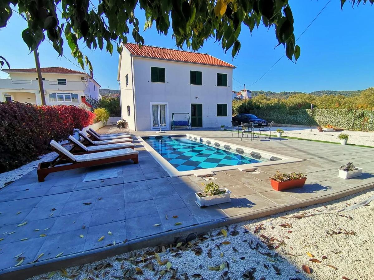 Holiday Home Nino With Amazing Swimming Pool Slatine Eksteriør billede