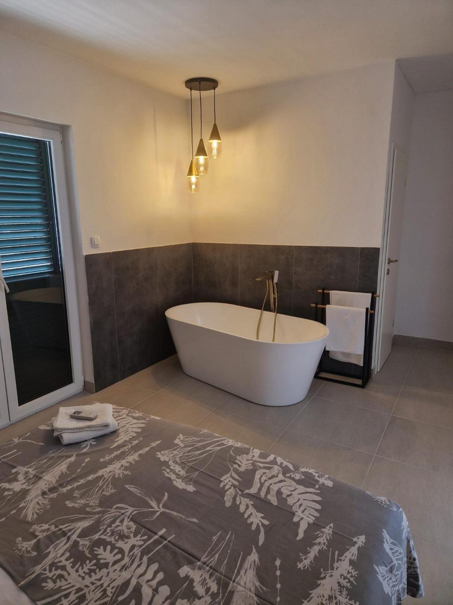 Holiday Home Nino With Amazing Swimming Pool Slatine Eksteriør billede